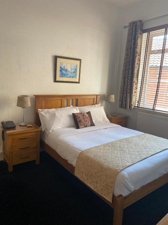 The Tudor Hotel 布里奇沃特 外观 照片